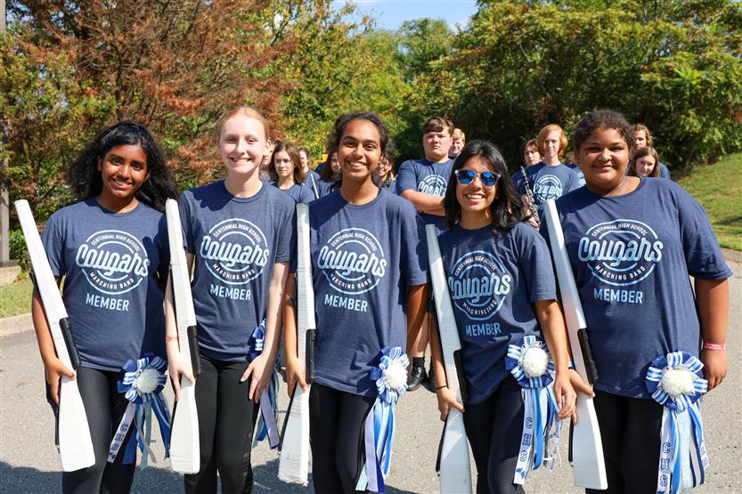Schools celebrate homecomings